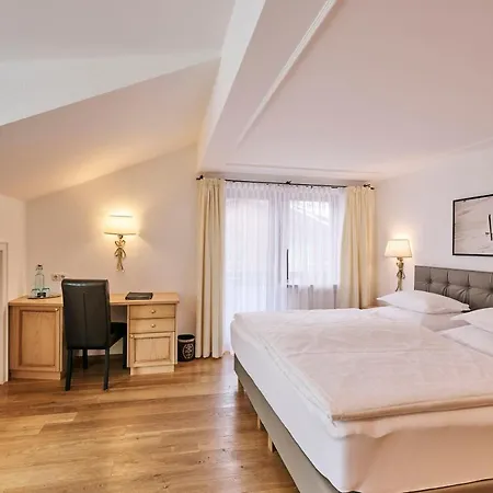 Hotel Garni Sursilva Lech