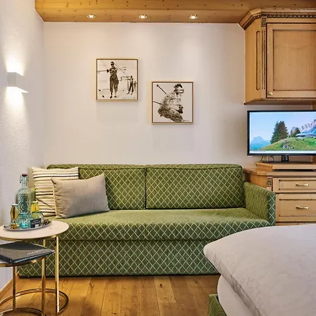 Hotel Garni Sursilva 4*