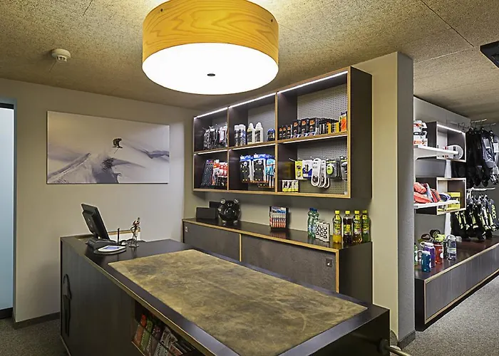 Garni Sursilva فندق 4*