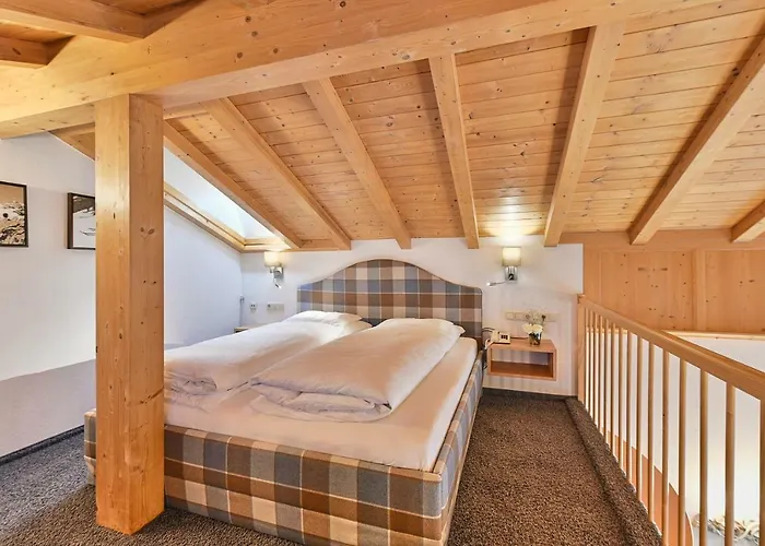 Garni Sursilva ليش ام ارلبرغ